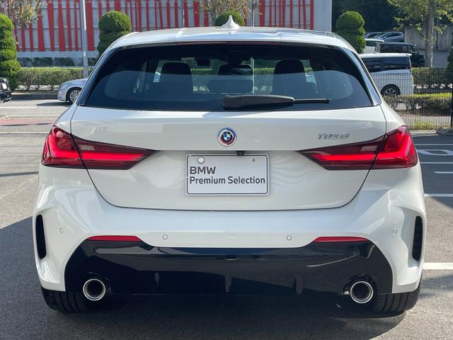 １シリーズ １１８ｄ　Ｍスポーツ　買取車　レンタアップ　ＡｐｐｌｅＣａｒＰｌａｙ　アクティブクルーズコントロール　電動テールゲート　コンフォートアクセス　純正１８インチアルミ　オートリアゲート　運転席パワーシート　ターボ　オートライト（10枚目）