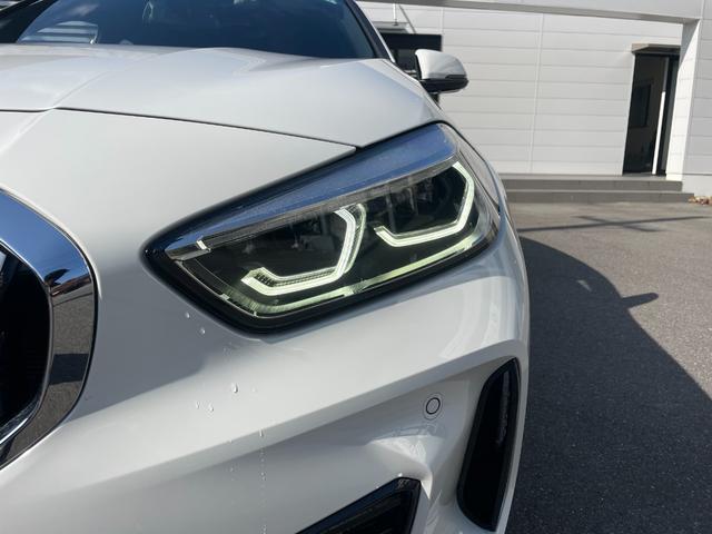 １シリーズ １１８ｄ　Ｍスポーツ　買取車　レンタアップ　ＡｐｐｌｅＣａｒＰｌａｙ　アクティブクルーズコントロール　電動テールゲート　コンフォートアクセス　純正１８インチアルミ　オートリアゲート　運転席パワーシート　ターボ　オートライト（14枚目）