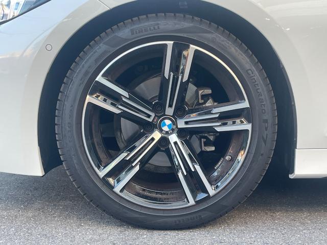 ３シリーズ ３１８ｉ　Ｍスポーツ　当社試乗車　２ｎｄＬＣモデル　前席左右シートヒーター　ヘッドアップディスプレイ　アダプティブＬＥＤヘッドライト　電動トランク（16枚目）