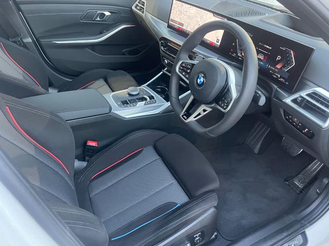 ３シリーズ ３１８ｉ　Ｍスポーツ　当社試乗車　２ｎｄＬＣモデル　前席左右シートヒーター　ヘッドアップディスプレイ　アダプティブＬＥＤヘッドライト　電動トランク（22枚目）