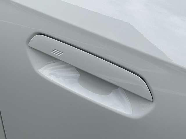 ｉＸ１ ｘＤｒｉｖｅ　３０　ｘライン　パワーリアゲート　ＵＳＢ　ＨＤＤナビ　衝突軽減　クルーズコントロール　シートヒータ　禁煙車　ＥＴＣ　パワーシート　前後センサー　車線逸脱　ＬＥＤヘッドライト　デモカー　４ＷＤ　バックカメラ（18枚目）