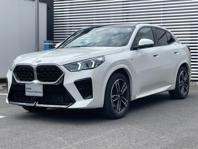 Ｘ２ ｘＤｒｉｖｅ　２０ｉ　Ｍスポーツハイラインパッケージ　弊社デモカー　ハイラインＰＫＧ　ｈａｒｍａｎ／ｋａｒｄｏｎ　パノラマガラスサンルーフ　ステアリングヒーター　前席シートヒーターアラウンドビューモニター　モカレザーシート（7枚目）