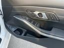 ３１８ｉ　Ｍスポーツ　当社試乗車　２ｎｄＬＣモデル　前席左右シートヒーター　ヘッドアップディスプレイ　アダプティブＬＥＤヘッドライト　電動トランク（42枚目）