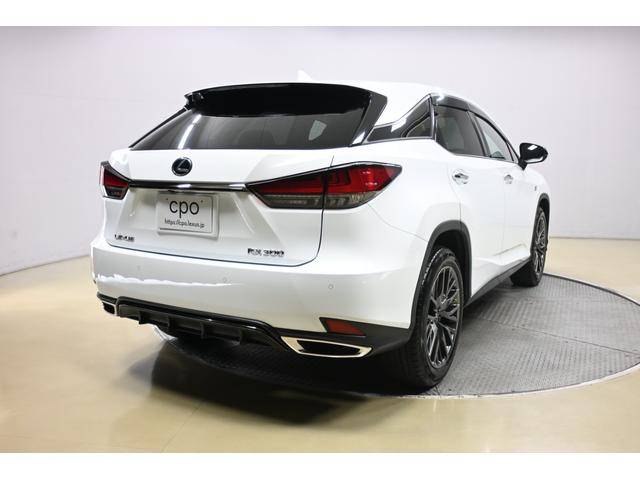 ＲＸ ＲＸ３００　Ｆスポーツ　レクサス認定中古車（ＣＰＯ）三眼フルＬＥＤヘッドランプ　セカンドパワーシート　セカンドシートヒーター　本革シート　前後方ドライブレコーダー（6枚目）