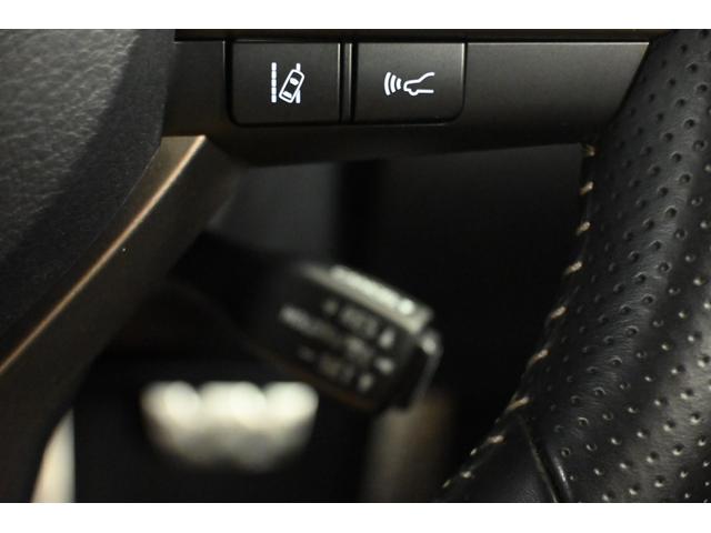 ＲＸ ＲＸ３００　Ｆスポーツ　レクサス認定中古車（ＣＰＯ）三眼フルＬＥＤヘッドランプ　セカンドパワーシート　セカンドシートヒーター　本革シート　前後方ドライブレコーダー（22枚目）