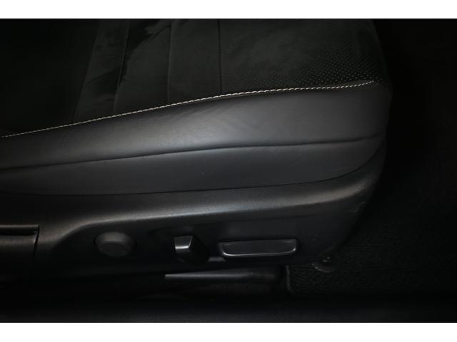 ＩＳ ＩＳ３００ｈ　ＦスポーツモードブラックＩＩＩ　レクサス認定中古車（ＣＰＯ）ムーンルーフ　パノラミックビューモニタ－　オレンジブレーキキャリパー　アクセサリーコンセント　ユピテルドライブレコーダー（前後）（11枚目）