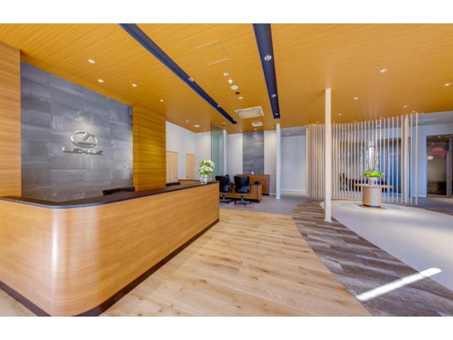 ＥＳ ＥＳ３００ｈ　Ｆスポーツ　レクサス認定中古車（ＣＰＯ）パノラミックビューモニタ－＋パーキングサポートブレーキ　ハンズフリ－パワ－トランクリッド　Ｆ　ＳＰＯＲＴ専用オレンジブレーキキャリパー　寒冷地仕様（57枚目）