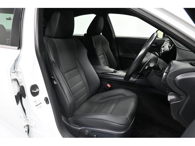 ＩＳ ＩＳ３００ｈ　Ｆスポーツ　レクサス認定中古車（ＣＰＯ）　Ｆ　ＳＰＯＲＴ専用オレンジブレーキキャリパー　前後方ドライブレコーダー（10枚目）