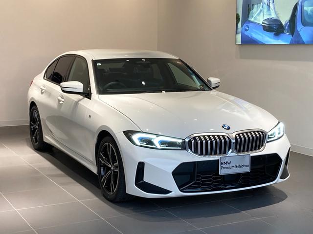 ３１８ｉ　Ｍスポーツ　ヘッドアップディスプレイ　アクティブクルーズコントロール　全方位カメラ　パークディスタンスコントロール　カーブドディスプレイ　ミラーＥＴＣ(2枚目)