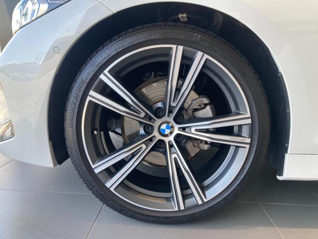 3シリーズ 320d xDrive Mスポーツ 19インチアルミホイール ヘッドアップディスプレイ 電動トラン シートヒーター  ランバーサポート 純正前後ドライブレコーダー ハンズオフアシスト レンタカーアップ(7枚目)
