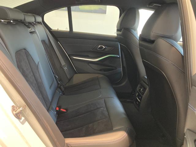 3シリーズ 320d xDrive Mスポーツ 19インチアルミホイール ヘッドアップディスプレイ 電動トラン シートヒーター  ランバーサポート 純正前後ドライブレコーダー ハンズオフアシスト レンタカーアップ(22枚目)