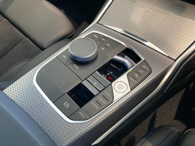 3シリーズ 320d xDrive Mスポーツ 19インチアルミホイール ヘッドアップディスプレイ 電動トラン シートヒーター  ランバーサポート 純正前後ドライブレコーダー ハンズオフアシスト レンタカーアップ(30枚目)