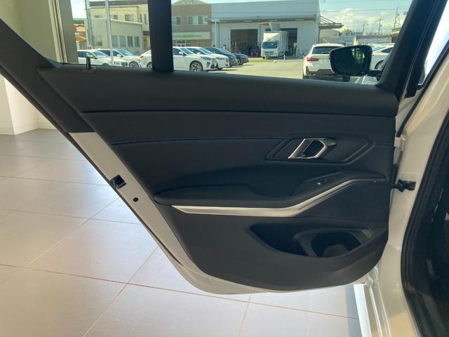3シリーズ 320d xDrive Mスポーツ 19インチアルミホイール ヘッドアップディスプレイ 電動トラン シートヒーター  ランバーサポート 純正前後ドライブレコーダー ハンズオフアシスト レンタカーアップ(51枚目)