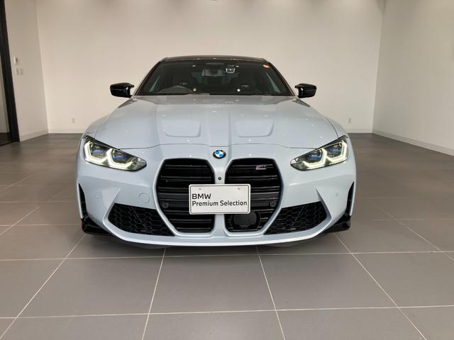 Ｍ４ Ｍ４クーペ　コンペティション　Ｍ　ｘＤｒｉｖｅ　パーキングアシスト　全方位カメラ　ハーマンカードンスピーカー　ブラックメリノレザー　電動トランク　ヘッドアップディスプレイ（3枚目）