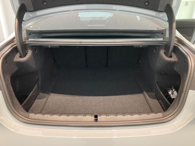 Ｍ４ Ｍ４クーペ　コンペティション　Ｍ　ｘＤｒｉｖｅ　パーキングアシスト　全方位カメラ　ハーマンカードンスピーカー　ブラックメリノレザー　電動トランク　ヘッドアップディスプレイ（15枚目）