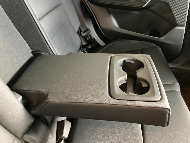 Ｘ２ ｘＤｒｉｖｅ　２０ｉ　Ｍスポーツハイラインパッケージ　アイコニックグロー　ブラックヴァーネスカレザー　ハーマンカードンスピーカー　ヘッドアップディスプレイ　純正前後ドラレコ　全方位カメラ　サンルーフ（17枚目）