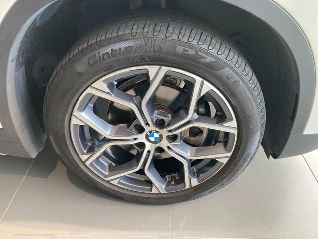 Ｘ１ ｘＤｒｉｖｅ　１８ｄ　ｘライン　アクティブクルーズコントロール　バックカメラ　パークディスタンスコントロール　電動リアゲート　前席パワーシート　ミラーＥＴＣ（11枚目）