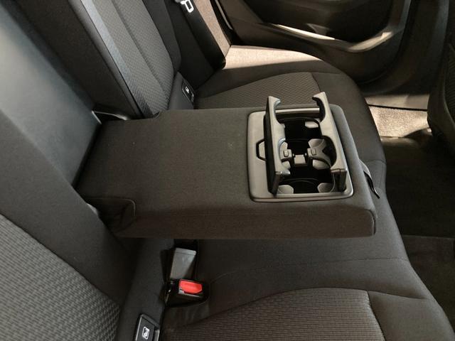 1シリーズ 118i プレイ ワンオーナー 運転席電動シート 純正ナビゲーション バックカメラ パークディスタンスコントロール 電動リアゲート ミラーETC(18枚目)