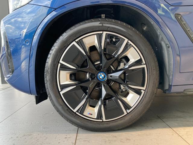 �f�ډ摜�̑��ɂ��ԗ���Ԃ̂��m�F��ׂ��Ȏʐ^�������肷�邱�Ƃ��ł��܂��̂ŁA�܂��͂������Ȃ������k���������B