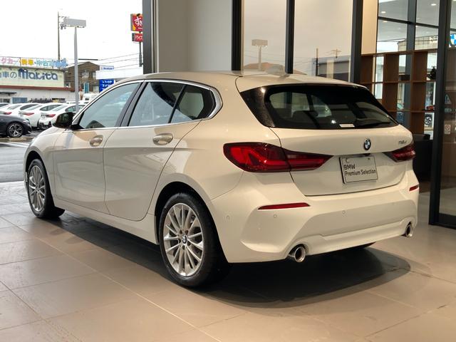 １シリーズ １１８ｄ　プレイ　弊社使用車　１７インチアルミホイール　電動テールゲート　ヘッドアップディスプレイ　バックカメラ　パーキングアシスト　アクティブクルーズコントロール　フロント電動シート（11枚目）