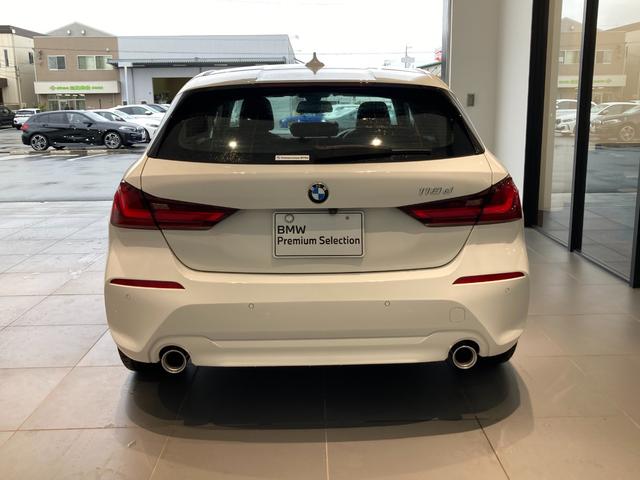 １シリーズ １１８ｄ　プレイ　弊社使用車　１７インチアルミホイール　電動テールゲート　ヘッドアップディスプレイ　バックカメラ　パーキングアシスト　アクティブクルーズコントロール　フロント電動シート（12枚目）