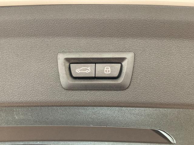 １シリーズ １１８ｄ　プレイ　弊社使用車　１７インチアルミホイール　電動テールゲート　ヘッドアップディスプレイ　バックカメラ　パーキングアシスト　アクティブクルーズコントロール　フロント電動シート（13枚目）