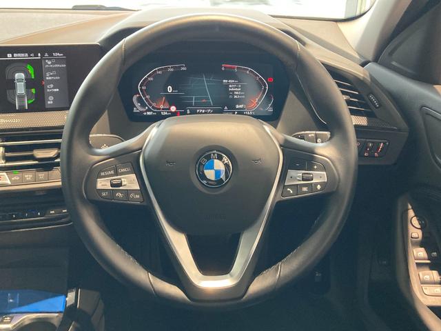 １シリーズ １１８ｄ　プレイ　弊社使用車　１７インチアルミホイール　電動テールゲート　ヘッドアップディスプレイ　バックカメラ　パーキングアシスト　アクティブクルーズコントロール　フロント電動シート（24枚目）
