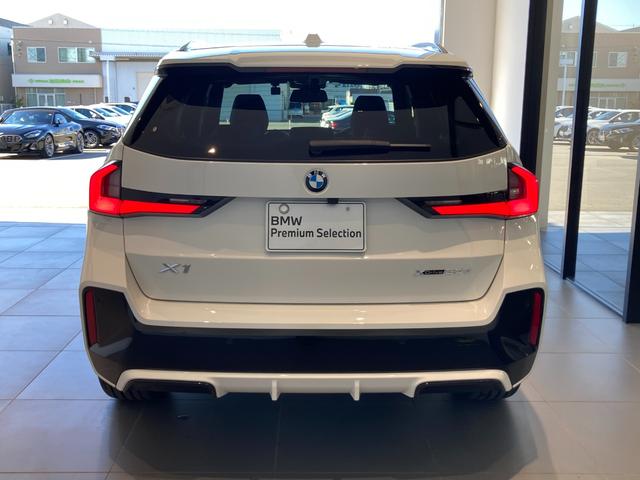 �펞�V�O�`�W�O��قǂ̓W���Ԃ����p�ӂ��Ă���܂��B�É������ő勉�̔F�蒆�ÎԓW����Ƃ��ĂQ�O�Q�Q�N�X���Q�S���ɃO�����h�I�[�v���������܂����B