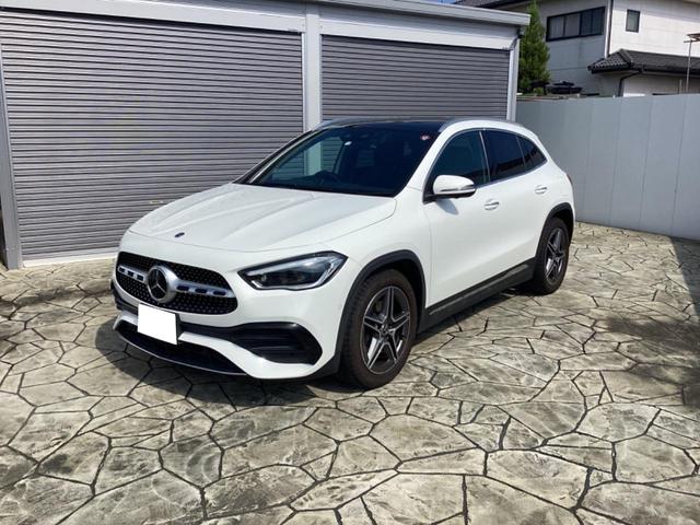 ＧＬＡクラス ＧＬＡ２００ｄ　４マチック　ＡＭＧライン　ハーフレザーシート　シートヒーター　ＬＥＤヘッドライト　パークアシスト　電動リアテールゲート　全周囲カメラ　１９インチＡＷ（2枚目）