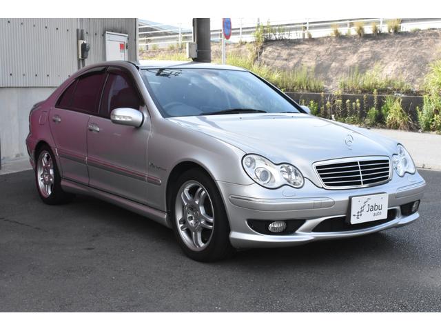 Ｃクラス Ｃ３２　ＡＭＧ　Ｖ６スーパーチャージャー　２０３中期モデル　　黒＆ブルーコンビナッパレザー　ＳＲ（3枚目）