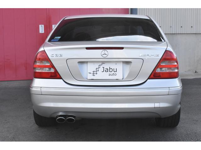 Ｃ３２　ＡＭＧ　Ｖ６スーパーチャージャー　２０３中期モデル　　黒＆ブルーコンビナッパレザー　ＳＲ(5枚目)