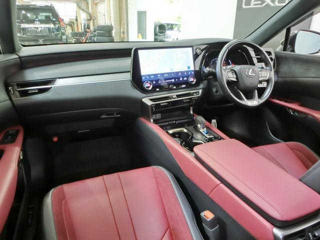 RX RX350 Fスポーツ レクサスCPO保証 Advanced Park 衝突被害軽減ブレーキ パノラマルーフ TRDフロントスポイラー TRDサイドスカート TRDスポーツマフラー&リヤディフューザー TRDリヤウィング(28枚目)