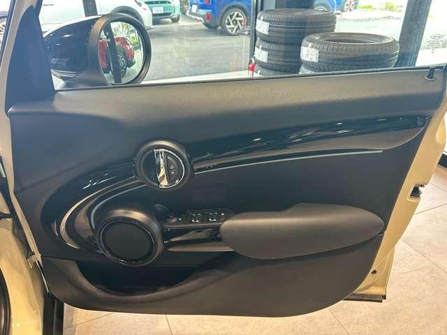 MINI クーパーD クラシック・トリム 認定中古車 純ナビETC 禁煙ワンオーナー(14枚目)