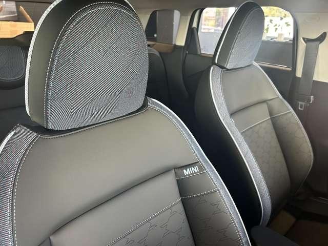 ＭＩＮＩ エースマンＥ　クラシック・トリム　弊社デモカー　新車保証　純ナビ　ＥＴＣ　バックカメラ　Ａｐｐｌｅカープレイ＆アンドロイドオート　Ｃトリム（16枚目）