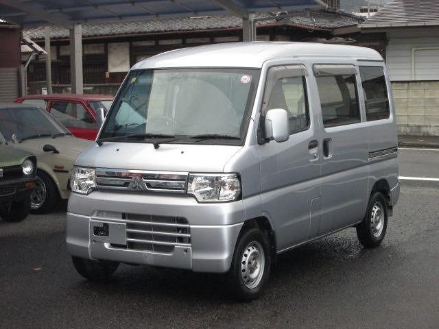 MITSUBISHI MINICAB VAN