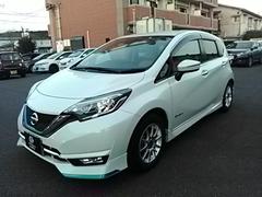 日産　ノート　ｅ−パワー　メダリスト　ワンオーナー　革シート