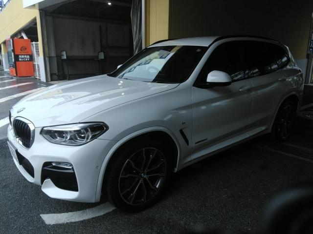 Ｘ３ ｘＤｒｉｖｅ　２０ｄ　Ｍスポーツ　革シート　キーレス　ナビ　２０アルミホイール　ディーゼル　エアバッグ　電動シート　オートマ　ディーラー車　フル装備　助手席エアバッグ　ＥＴＣ　バックカメラ　スマートキー（1枚目）