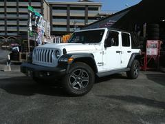 ジープ・ラングラーアンリミテッド スポーツ キーレス 17アルミホイール エアバッグ オートマ ディーラー車 フル装備 バックカメラ スマートキー 中古車画像