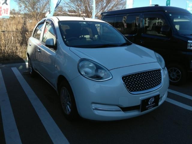 ナビ、ＴＶ、ＣＤ、ＡＡＣ、フロアマット、パワーウィンドウ、パワーステアリ