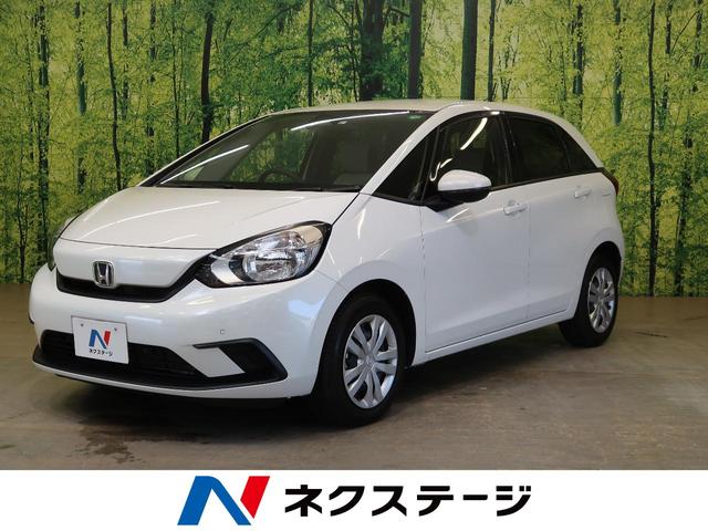 ベーシック 衝突軽減装置 レーダークルーズコントロール コーナーセンサー 禁煙車 アイドリングストップ オートライト スマートキー 7インチナビ プライバシーガラス 電動格納ミラー(1枚目)