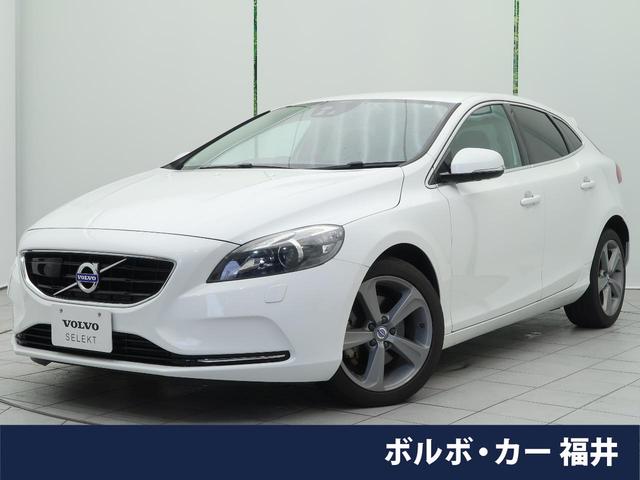 ボルボ V40