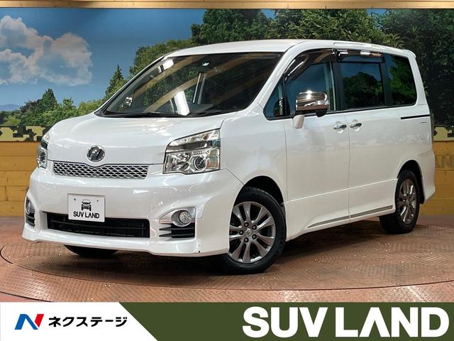 トヨタ ヴォクシー ＺＳ　煌ＩＩＩ　禁煙車　８型ナビ