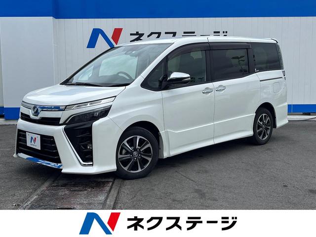 沖縄県豊見城市の中古車ならヴォクシー ＺＳ　煌ＩＩ　禁煙車　アルパイン９型ナビ　フリップダウンモニター　クルーズコントロール　セーフティーセンス　両側電動スライドドア　クリアランスソナー　Ｂｌｕｅｔｏｏｔｈ