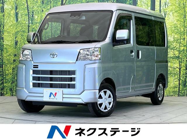 トヨタ クルーズ　４ＷＤ　５速ＭＴ　スマートアシスト　禁煙車　踏み間違い防止　クリアランスソナー　オートマチックハイビーム　車線逸脱警報　先行車発進お知らせ　盗難防止装置　プライバシーガラス　アイドリングストップ