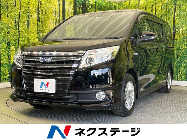 トヨタ ノア ハイブリッドＸ　ディライトプラス　後席モニター　両側電動スライドドア　禁煙車　純正ＳＤナビ　バックカメラ　Ｂｌｕｅｔｏｏｔｈ再生　ＥＴＣ　ＬＥＤヘッドライト　スマートキー　ステアリングスイッチ　純正１５インチアルミホイール