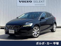 ボルボ　Ｖ４０　Ｔ３　クラシックエディション　認定中古車　パノラマガラスルーフ