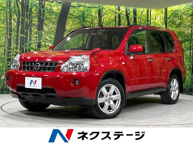 日産 ２０Ｘ　４ＷＤ　ＳＤナビ　全席シートヒーター　クルーズコントロール　禁煙車　ＨＩＤヘッドライト　ＥＴＣ　スマートキー　ダウンヒルアシスト　純正革巻きハンドル　純正１７インチアルミホイール　Ｂｌｕｅｔｏｏｔｈ