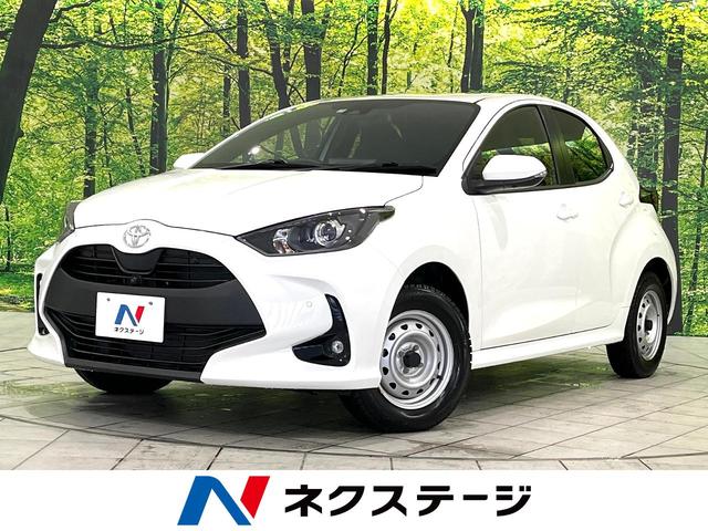 トヨタ ヤリス Ｘ　４ＷＤ　禁煙車　セーフティセンス