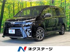 トヨタ　ヴォクシー　ＺＳ　煌ＩＩＩ　４ＷＤ　衝突軽減