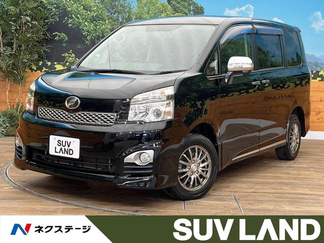 トヨタ ヴォクシー ＺＳ　煌ＩＩＩ　禁煙車　４ＷＤ